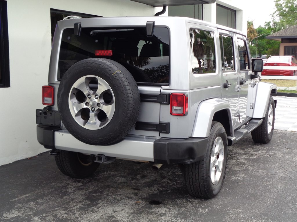 2015 Jeep Wrangler Unlimited Image 17