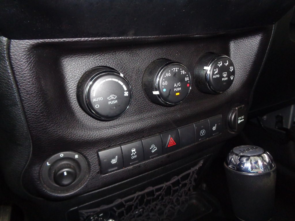 2015 Jeep Wrangler Unlimited Image 70