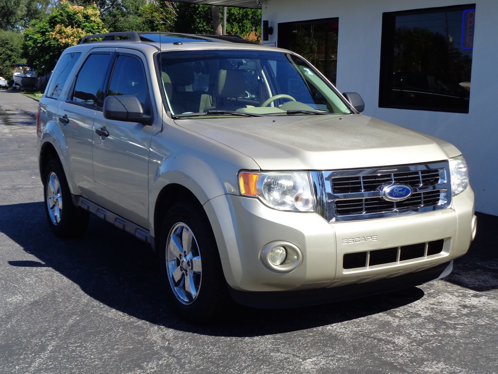 2011 Ford Escape Image 8