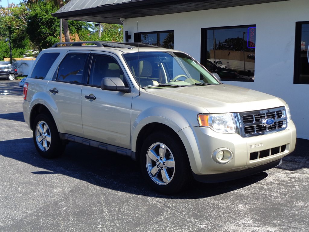 2011 Ford Escape Image 9