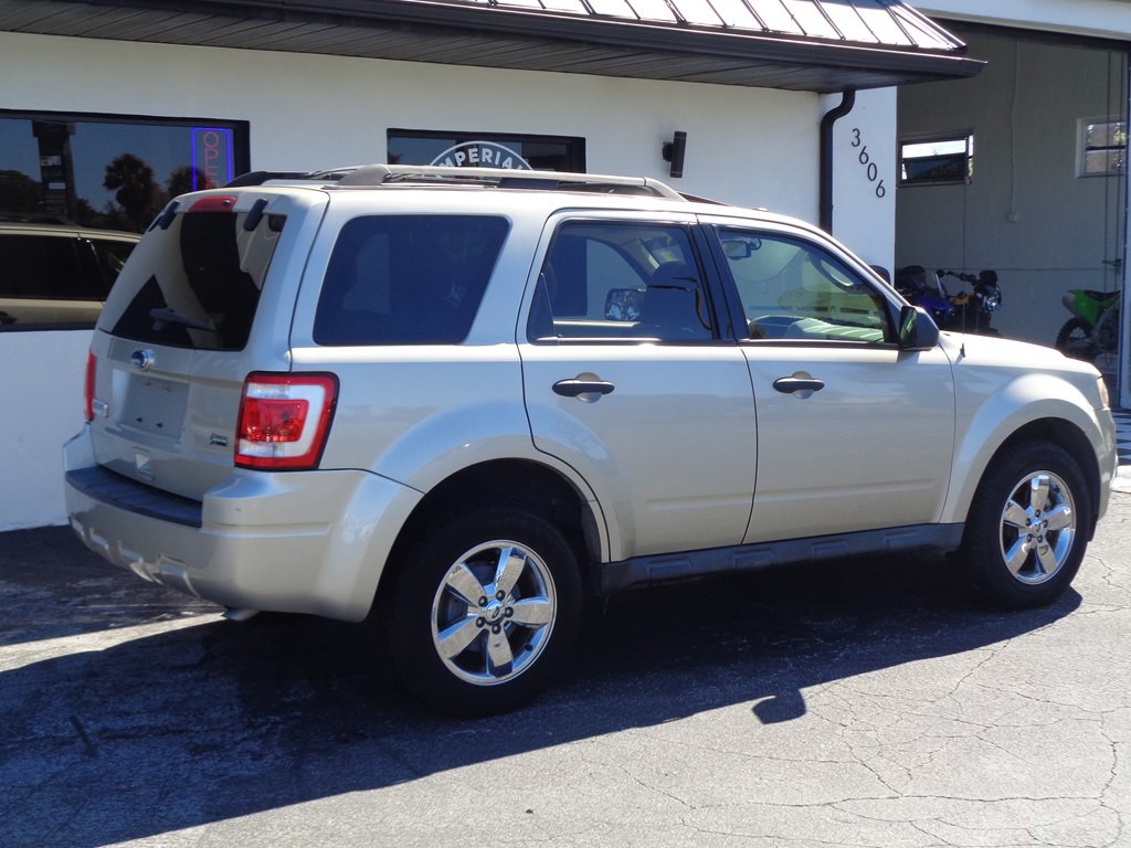 2011 Ford Escape Image 18