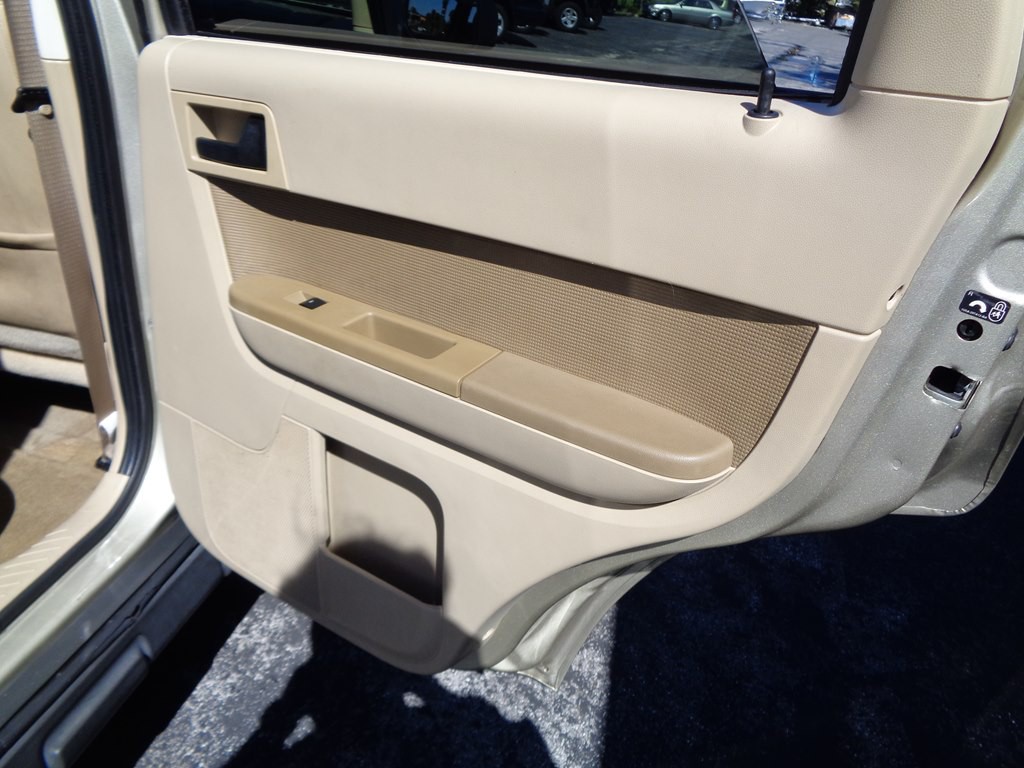 2011 Ford Escape Image 54