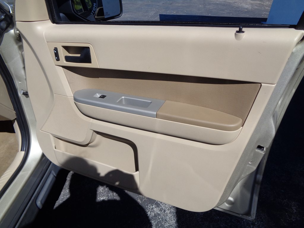 2011 Ford Escape Image 55