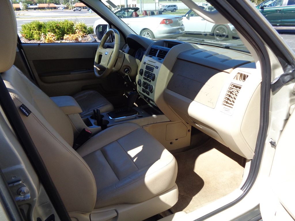 2011 Ford Escape Image 56