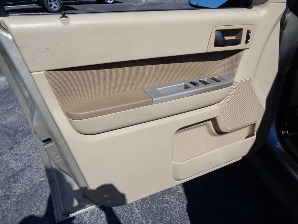 2011 Ford Escape Image 58