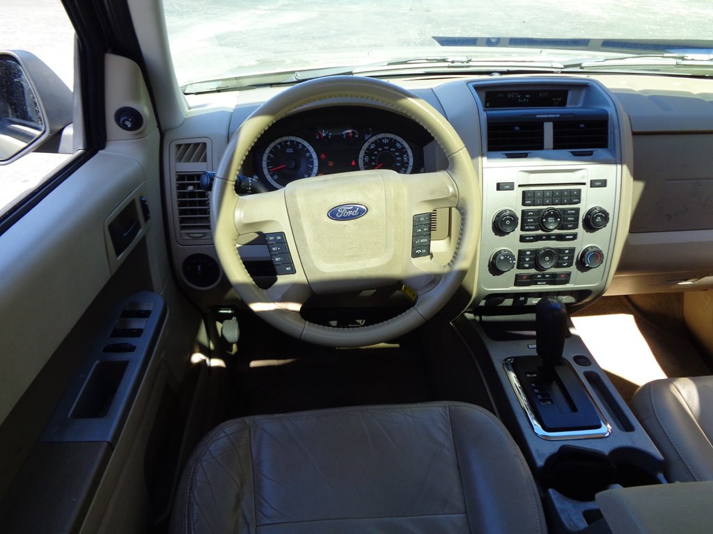 2011 Ford Escape Image 62