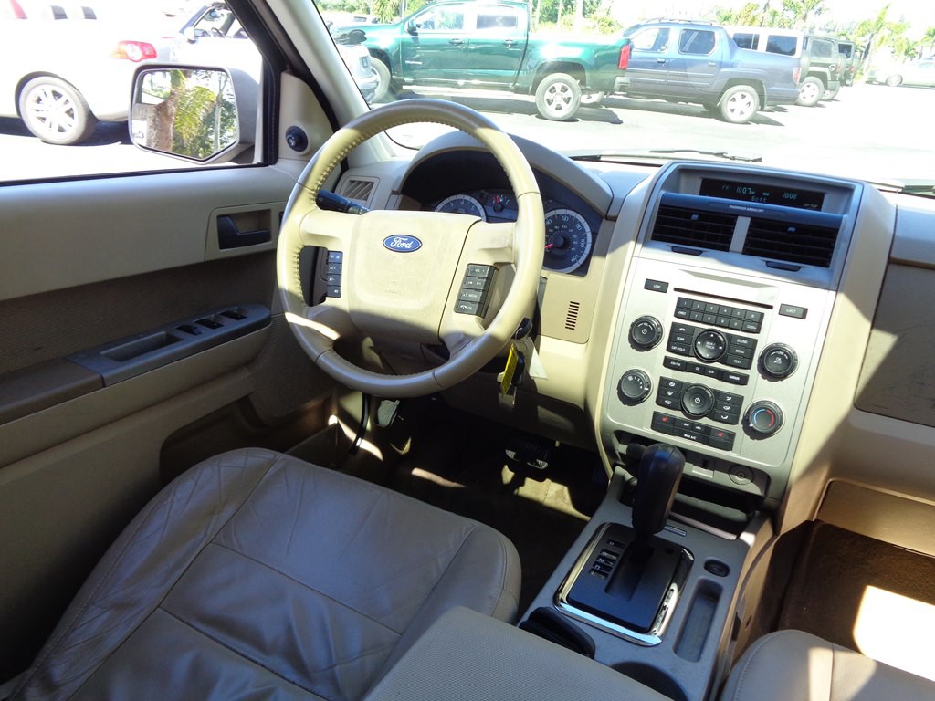 2011 Ford Escape Image 64