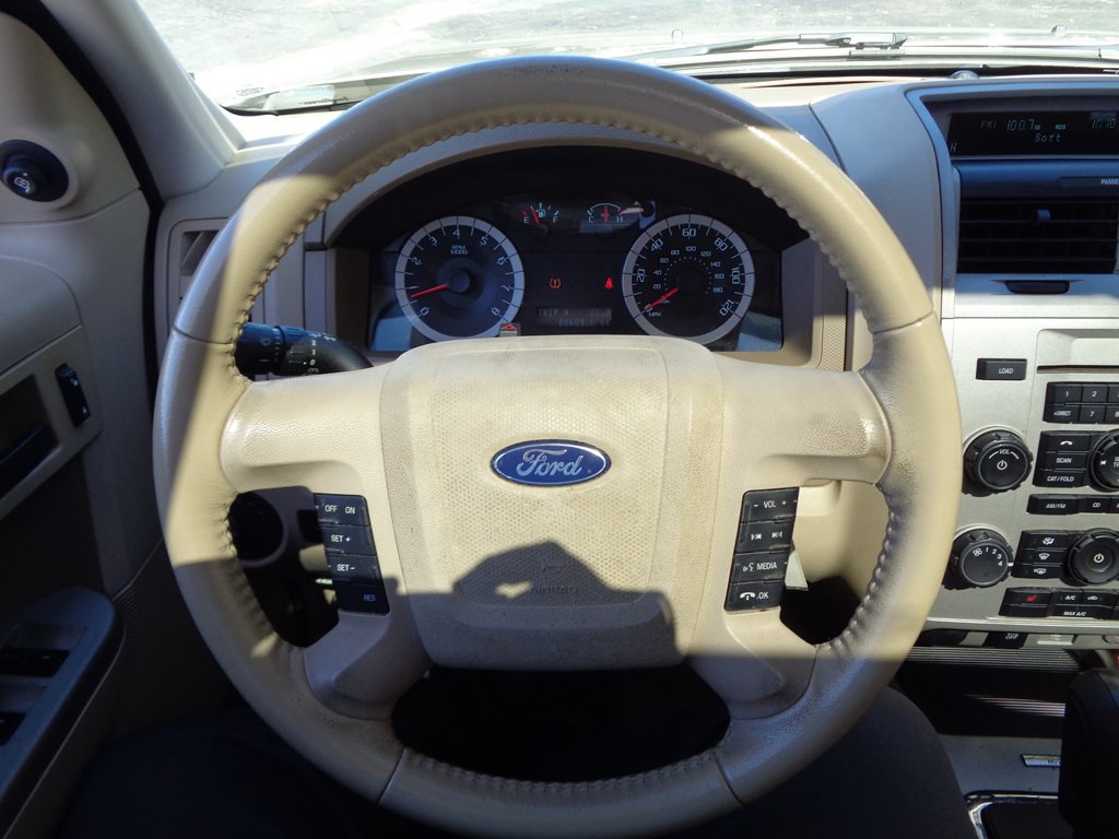 2011 Ford Escape Image 80