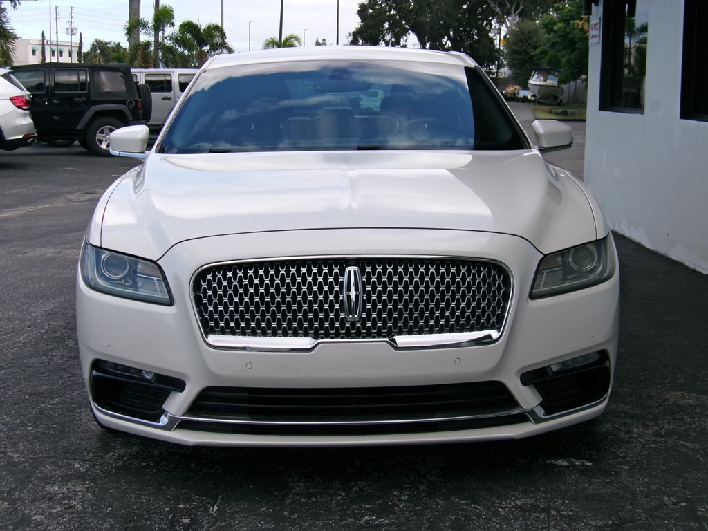 2018 Lincoln Continental Image 5