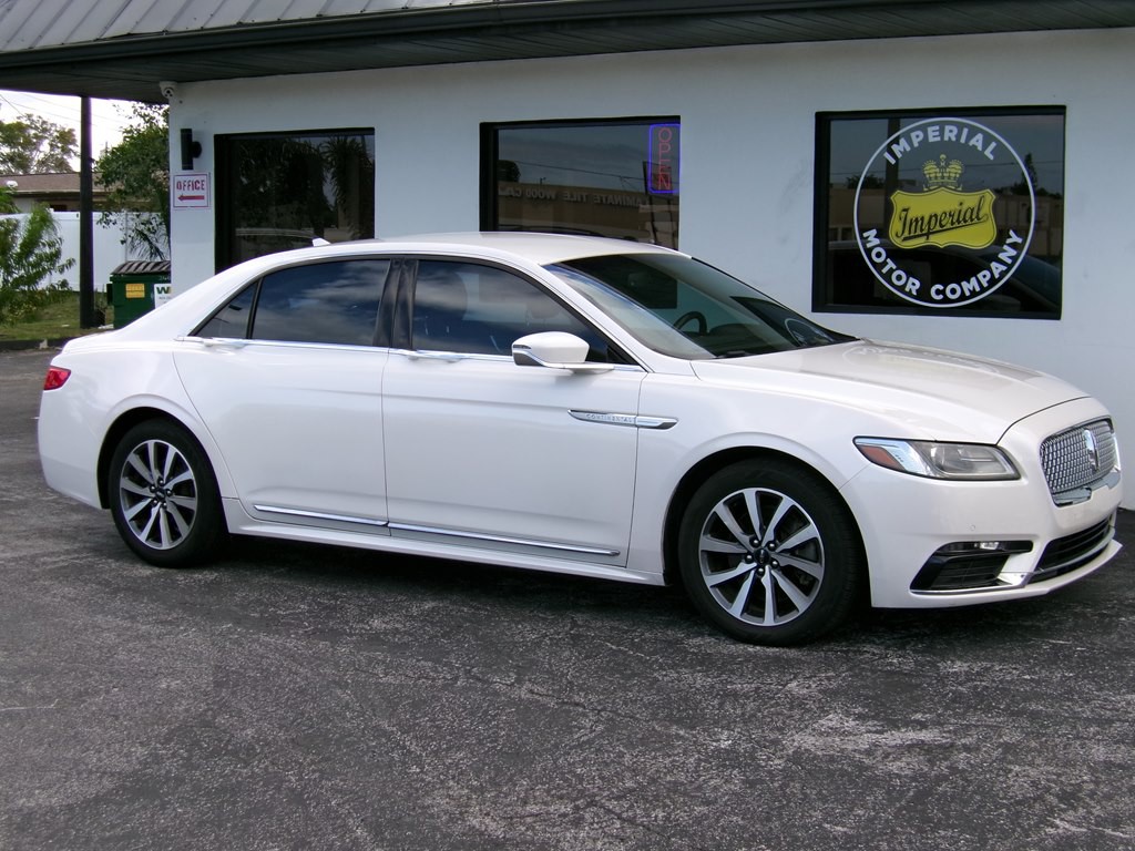 2018 Lincoln Continental Image 10
