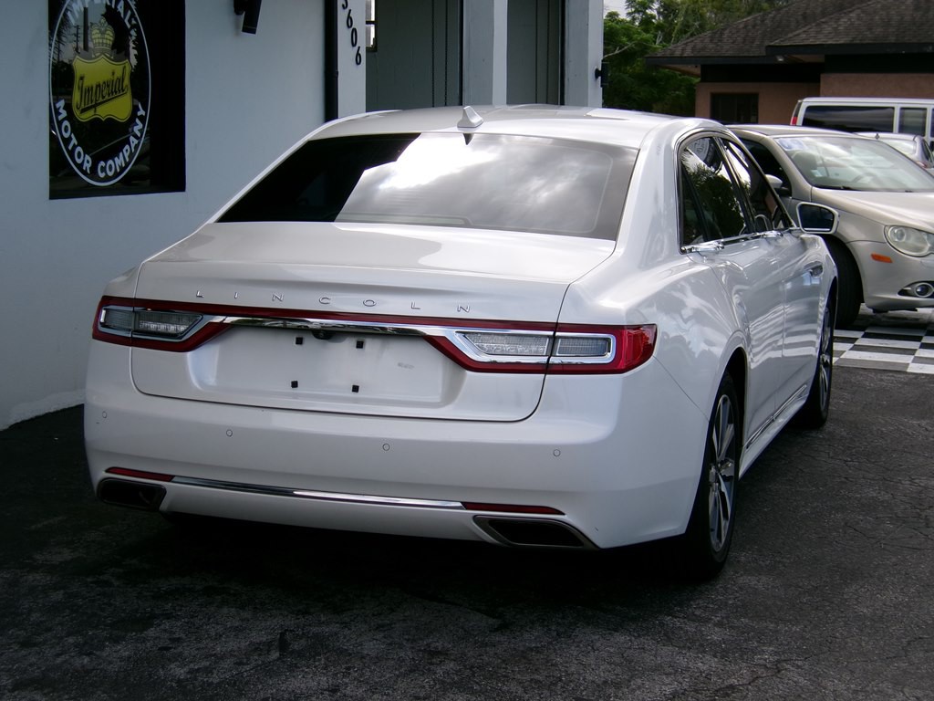 2018 Lincoln Continental Image 19