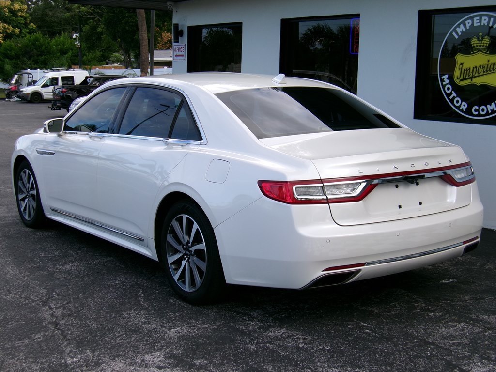 2018 Lincoln Continental Image 23