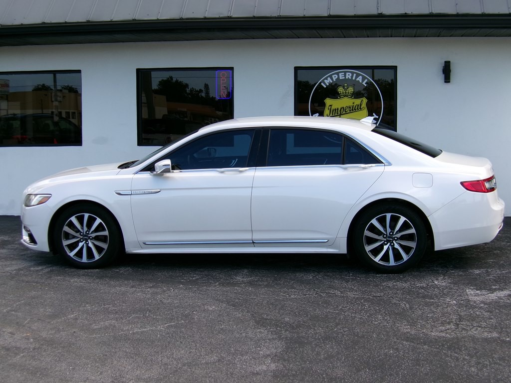 2018 Lincoln Continental Image 27