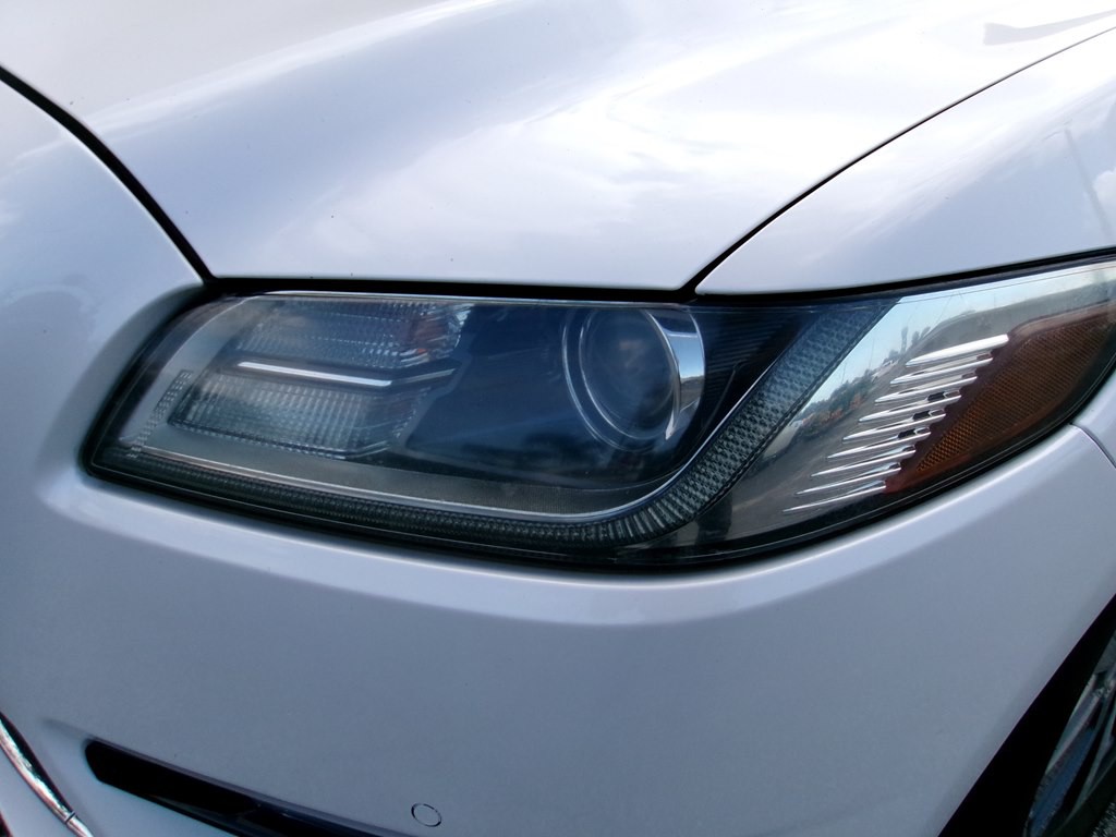 2018 Lincoln Continental Image 33