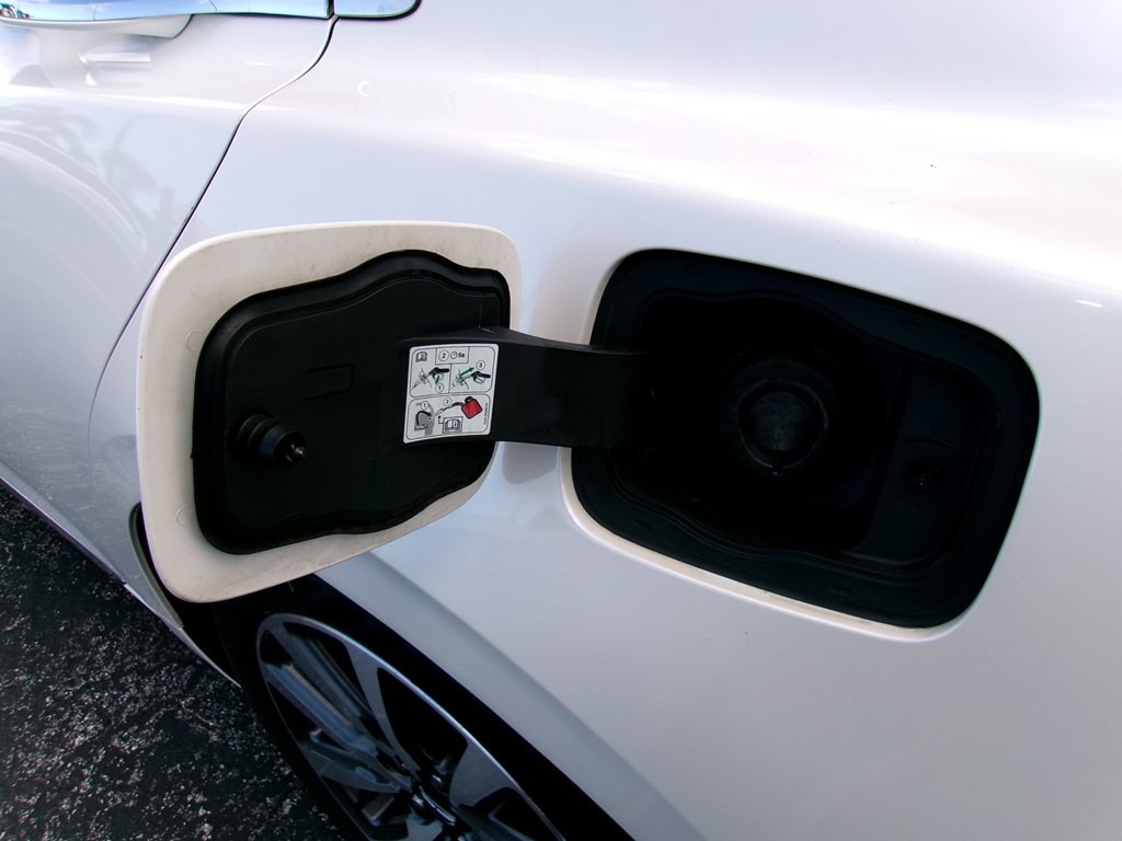 2018 Lincoln Continental Image 42