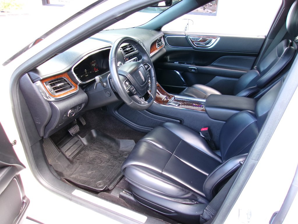 2018 Lincoln Continental Image 60