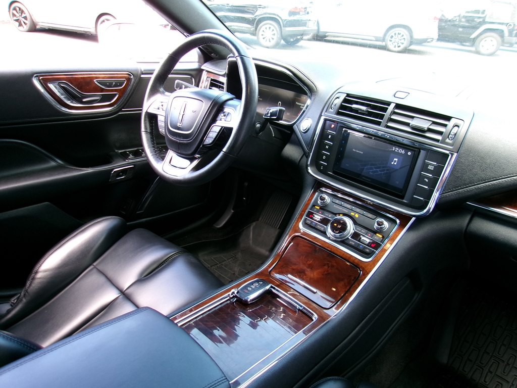 2018 Lincoln Continental Image 64