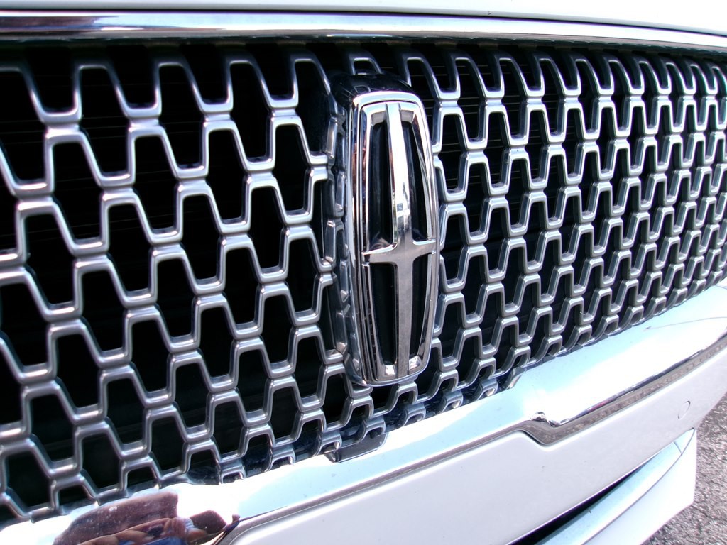 2018 Lincoln Continental Image 86