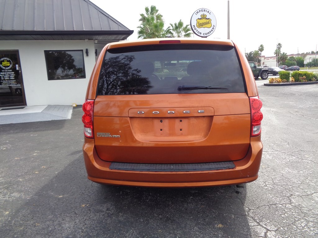 2011 Dodge Grand Caravan Image 8