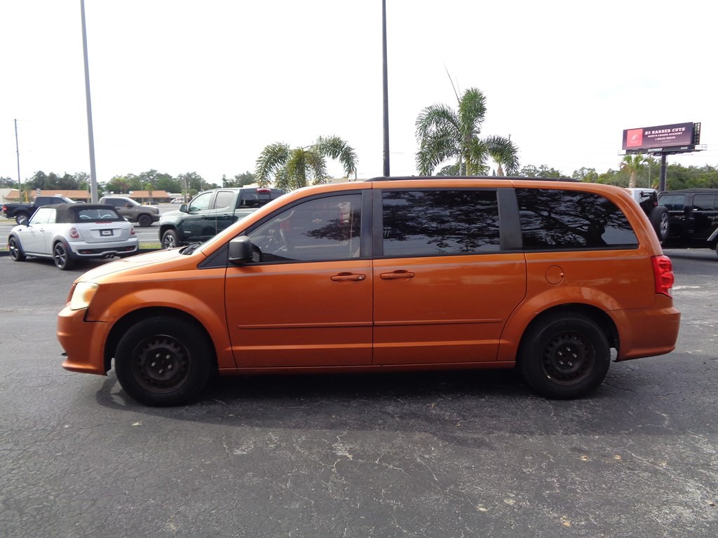 2011 Dodge Grand Caravan Image 11