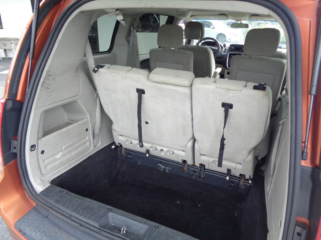 2011 Dodge Grand Caravan Image 18