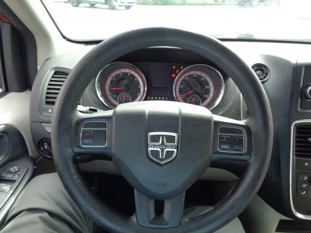 2011 Dodge Grand Caravan Image 35