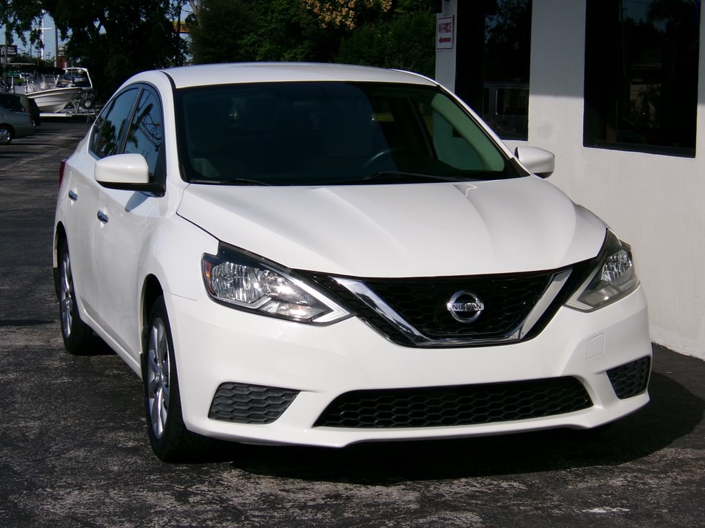 2016 Nissan Sentra Image 7