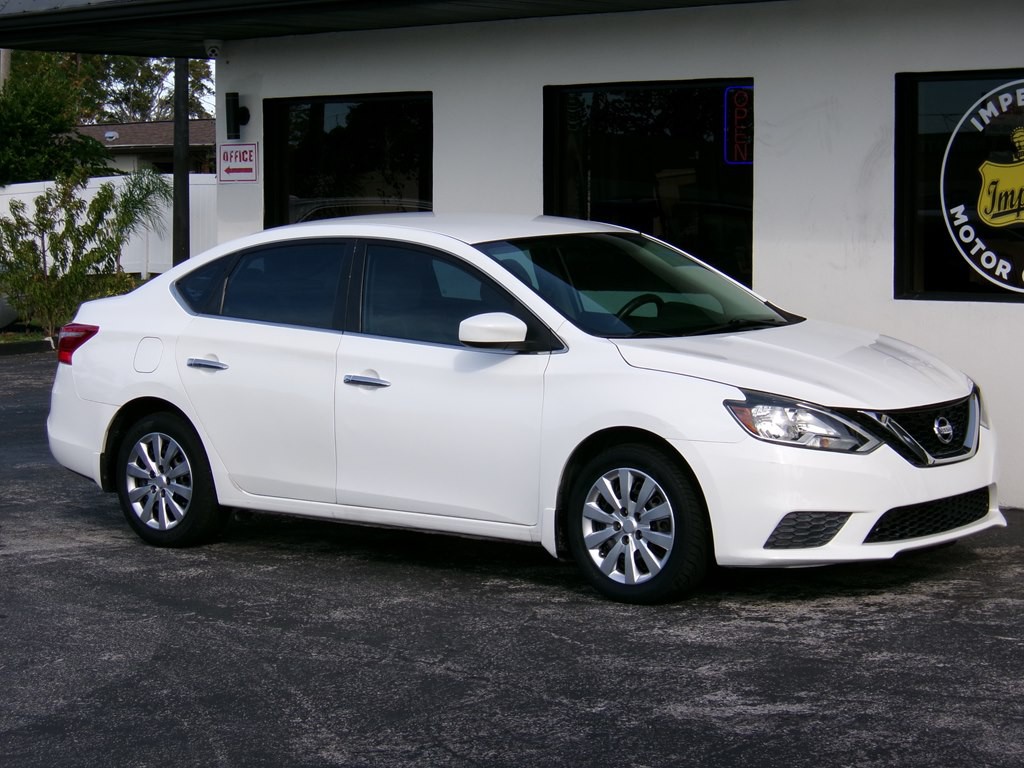 2016 Nissan Sentra Image 10