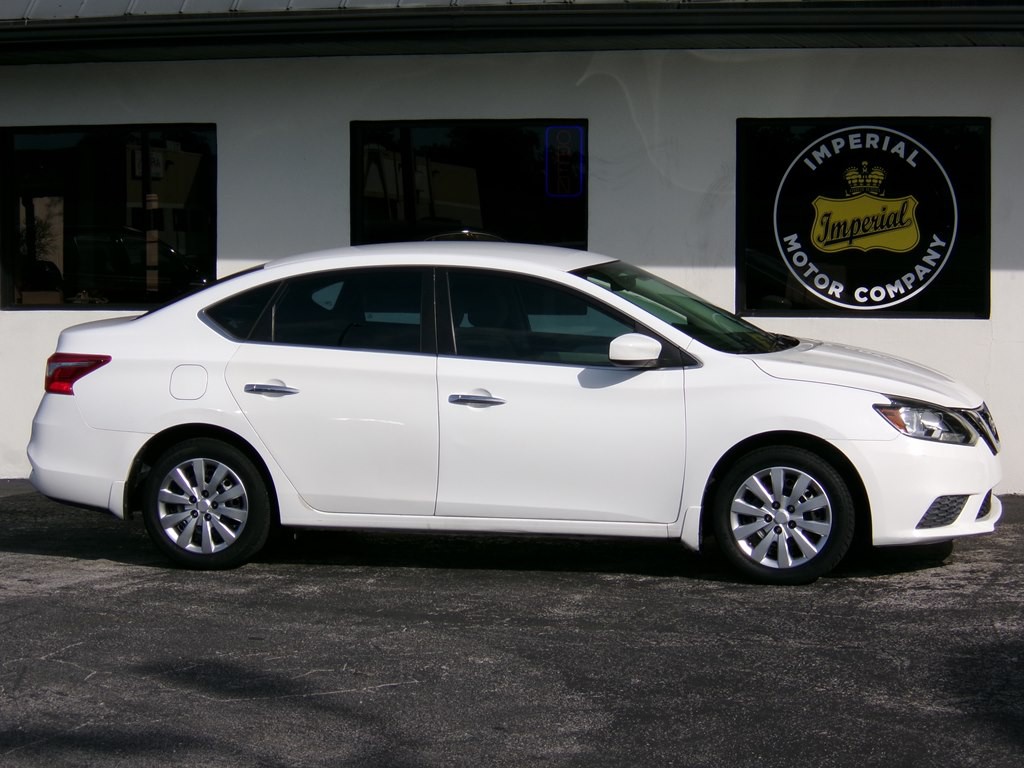2016 Nissan Sentra Image 12