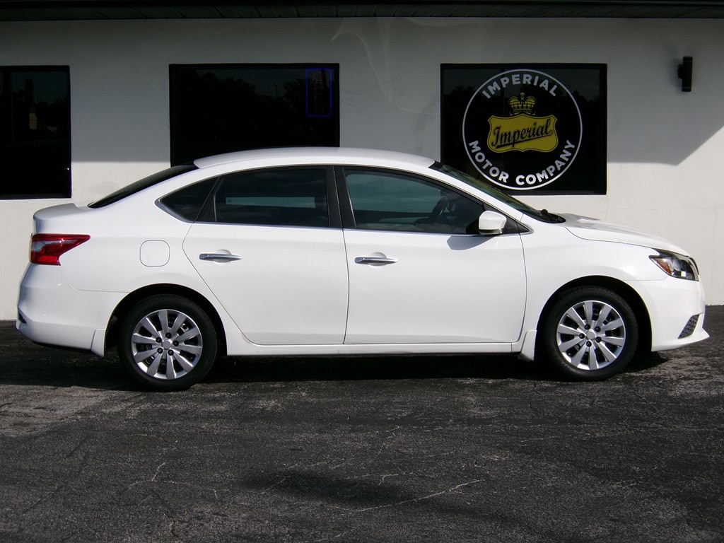 2016 Nissan Sentra Image 14