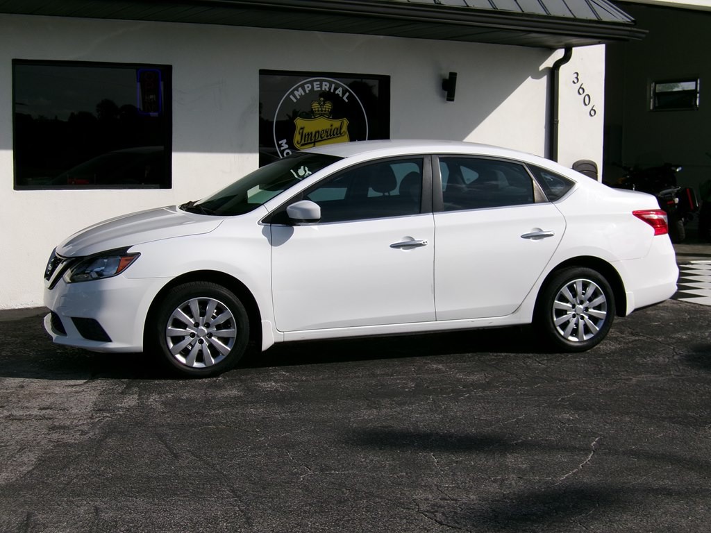 2016 Nissan Sentra Image 30