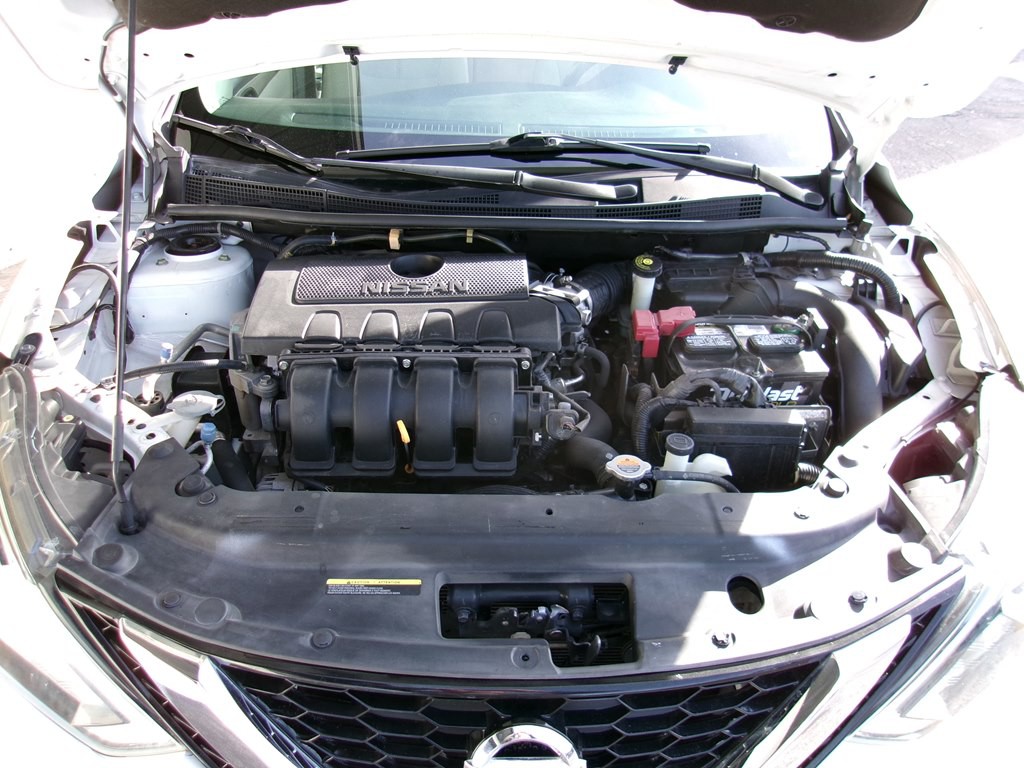 2016 Nissan Sentra Image 38