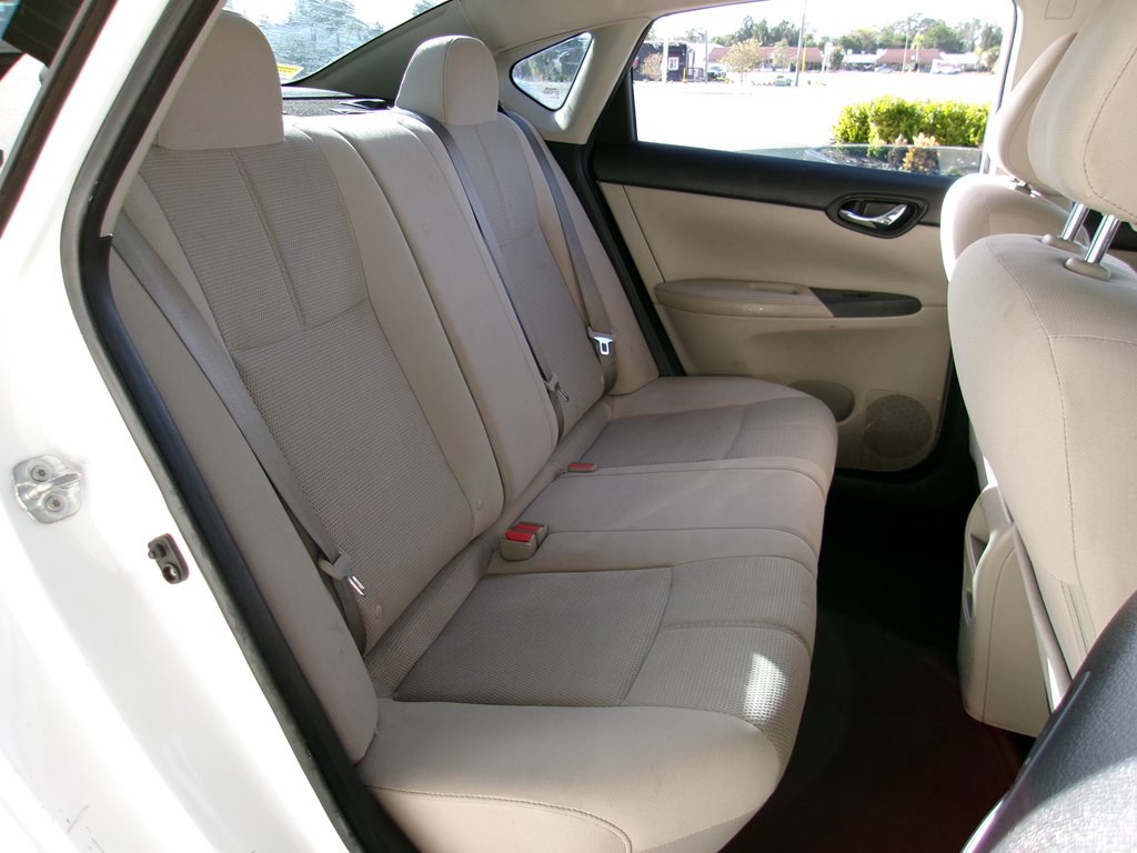 2016 Nissan Sentra Image 58