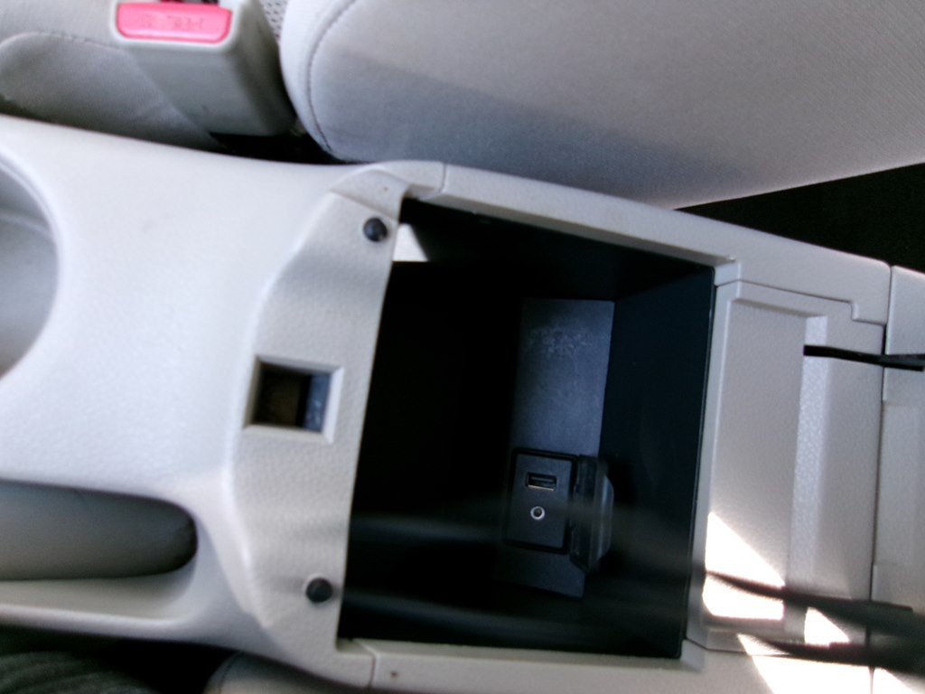 2016 Nissan Sentra Image 75