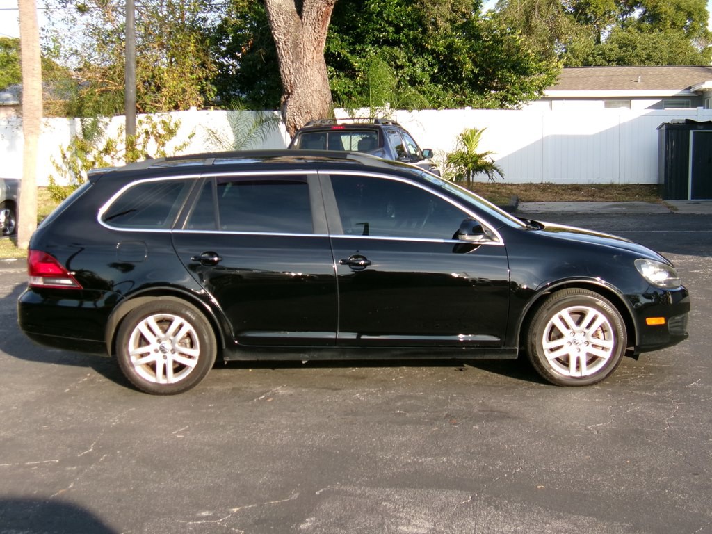 2012 Volkswagen Jetta Image 12