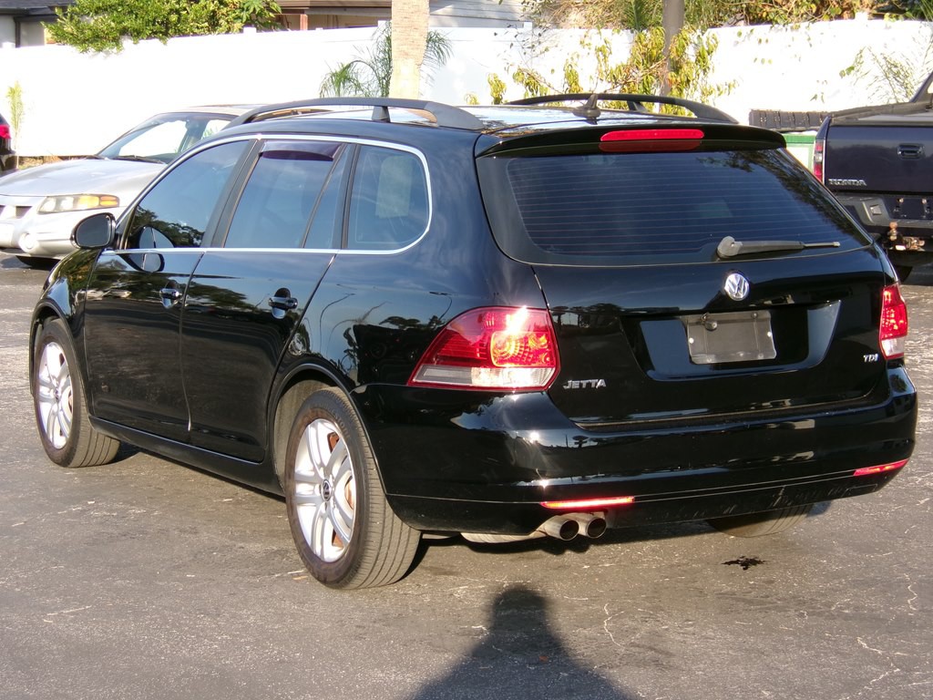 2012 Volkswagen Jetta Image 22