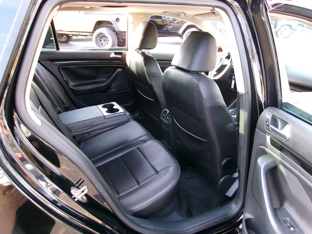 2012 Volkswagen Jetta Image 50