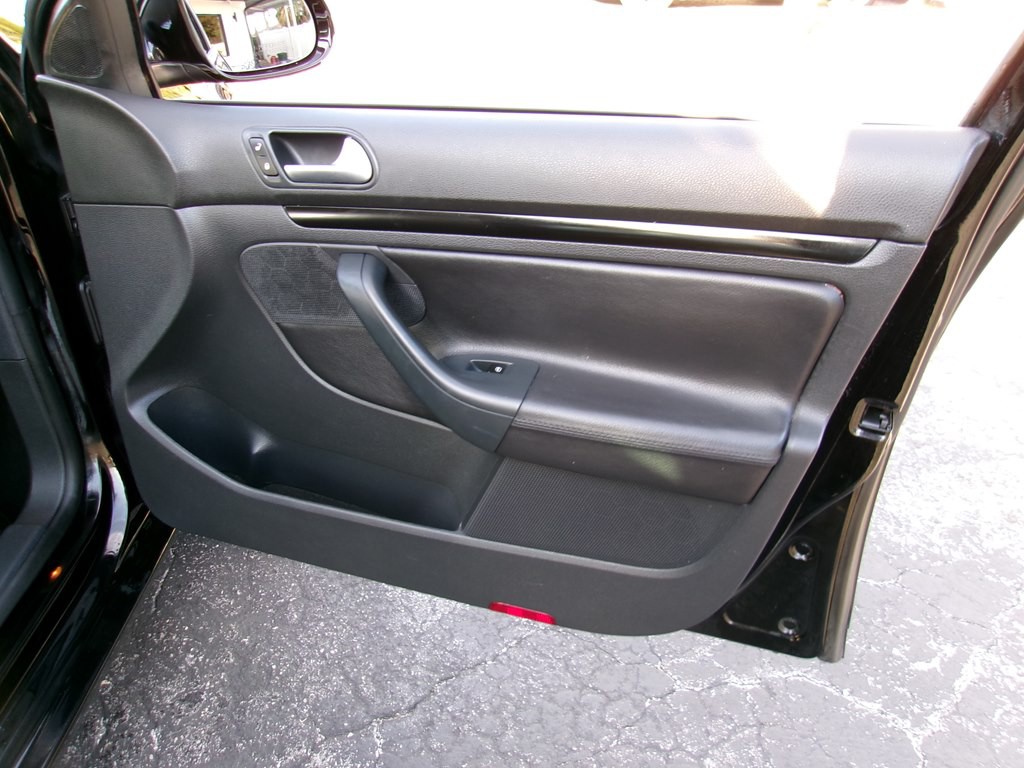 2012 Volkswagen Jetta Image 52