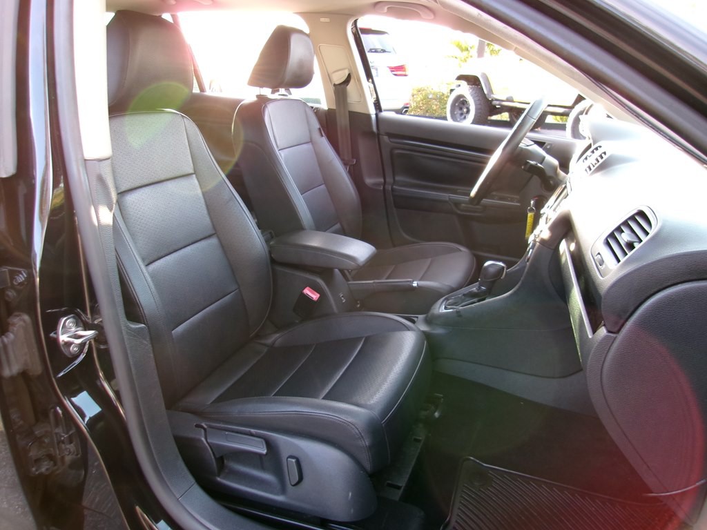 2012 Volkswagen Jetta Image 54
