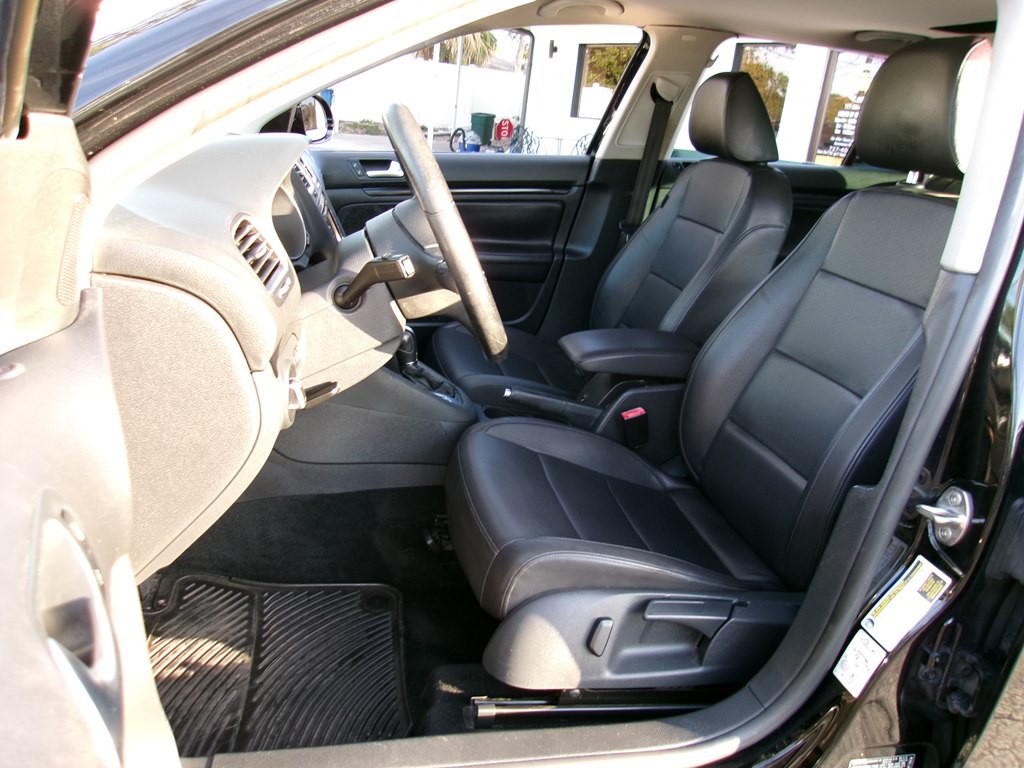 2012 Volkswagen Jetta Image 56