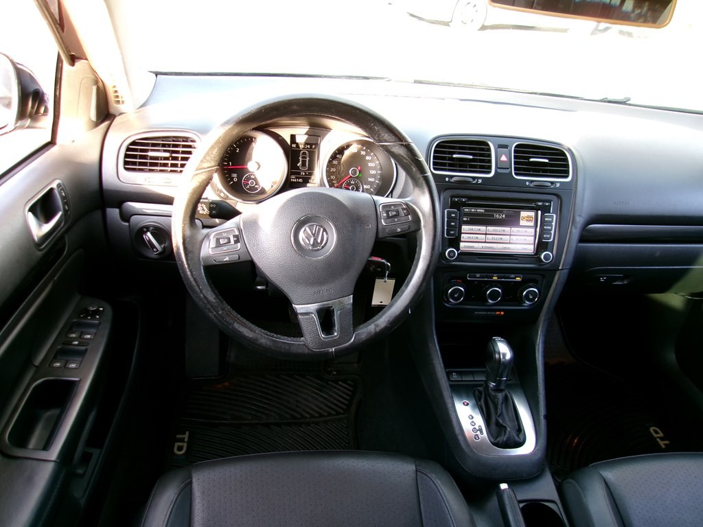 2012 Volkswagen Jetta Image 59