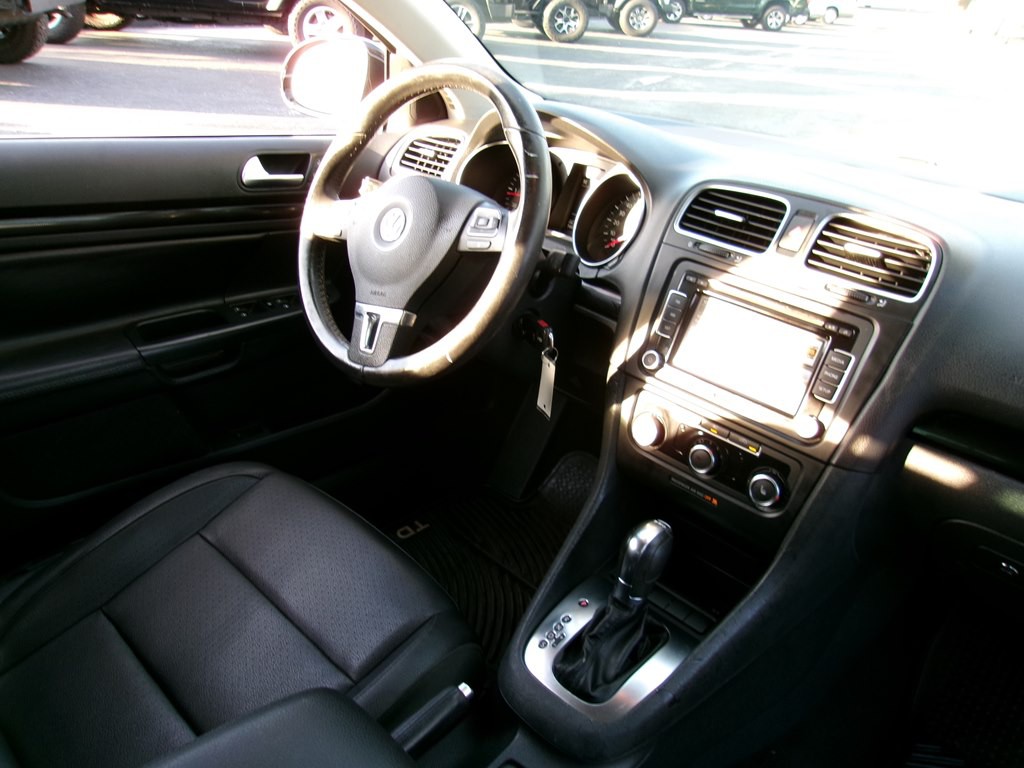 2012 Volkswagen Jetta Image 61