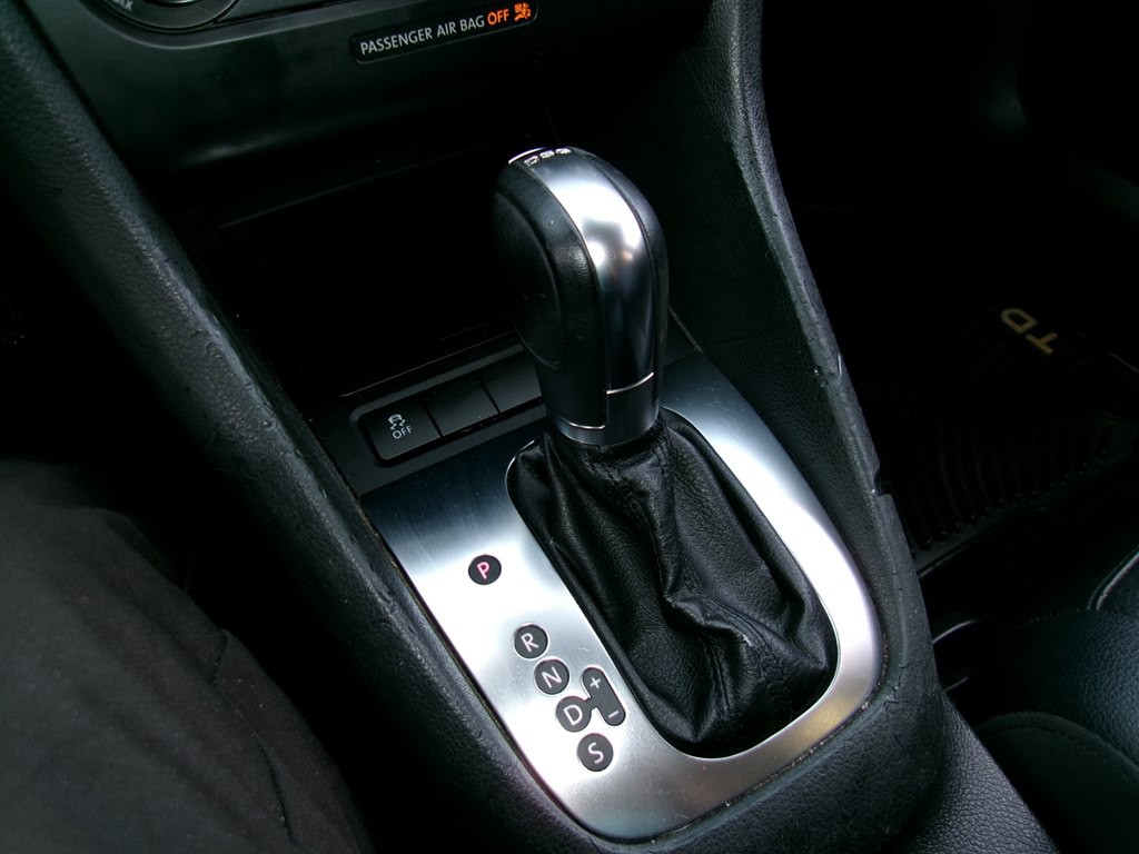 2012 Volkswagen Jetta Image 65