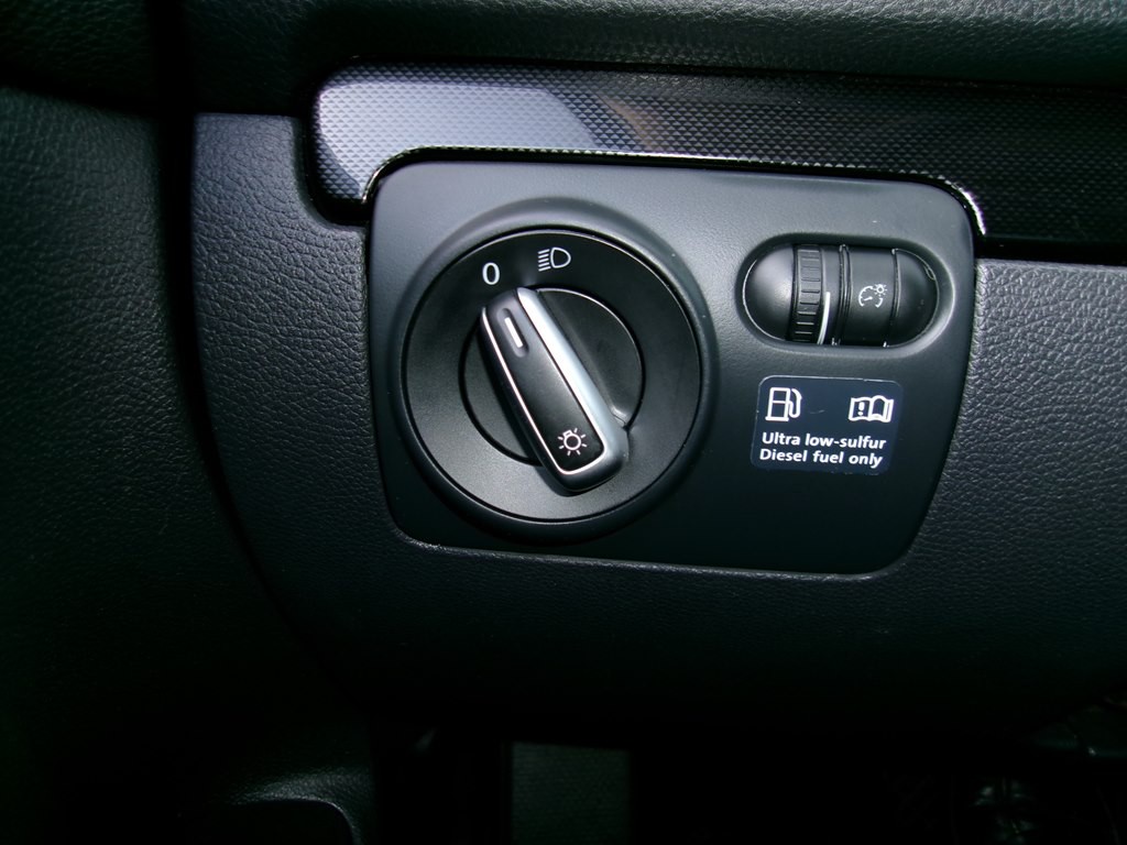 2012 Volkswagen Jetta Image 70