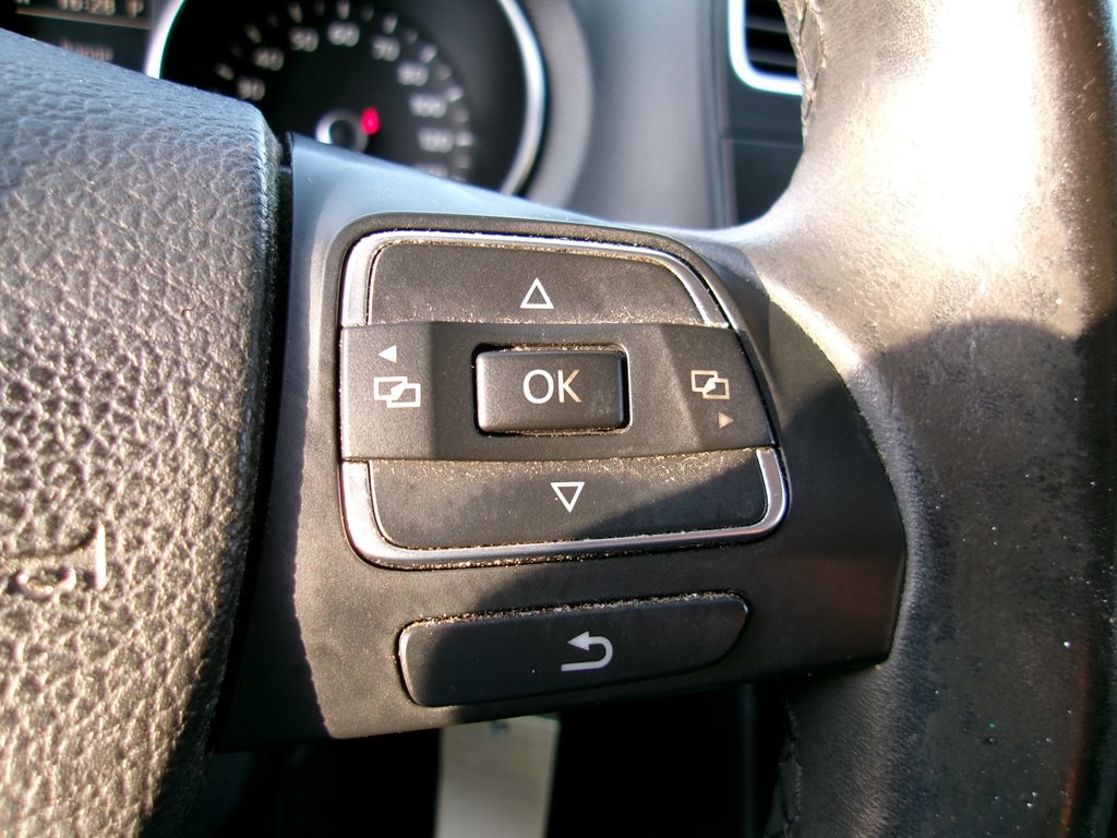 2012 Volkswagen Jetta Image 74