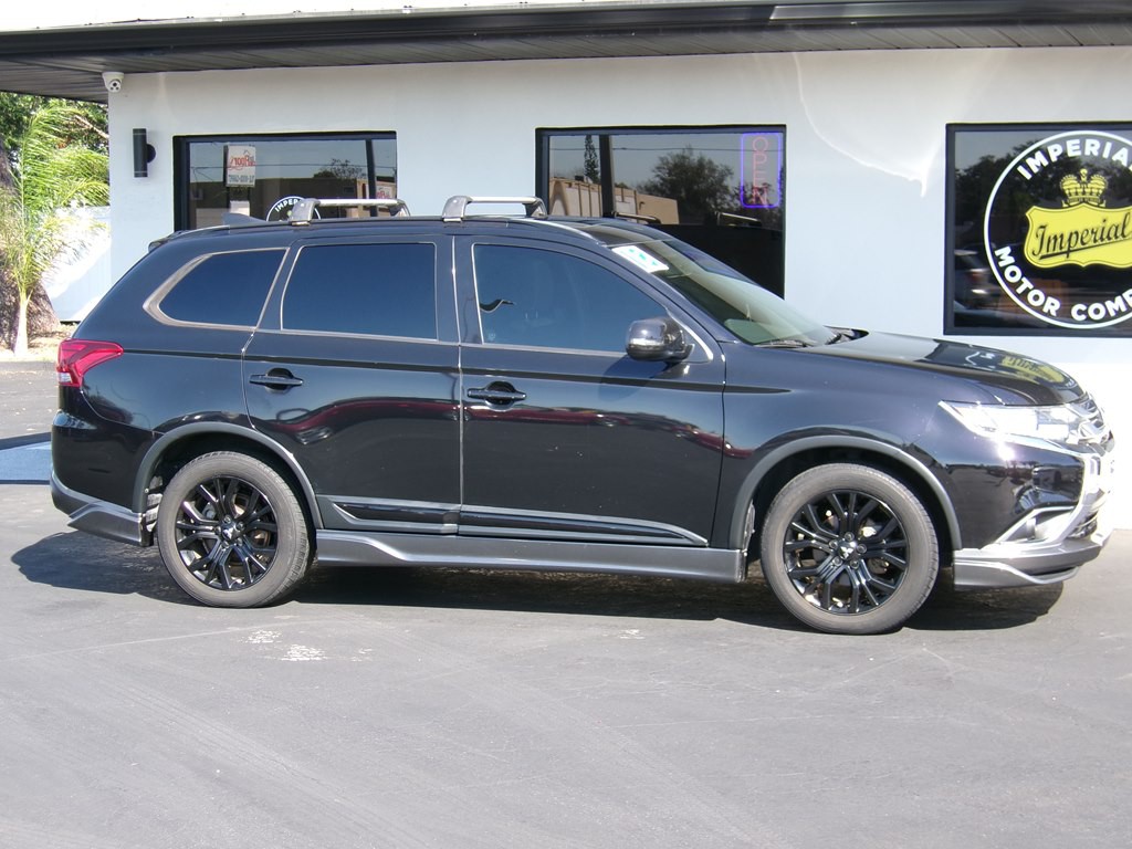 2018 Mitsubishi Outlander Image 11
