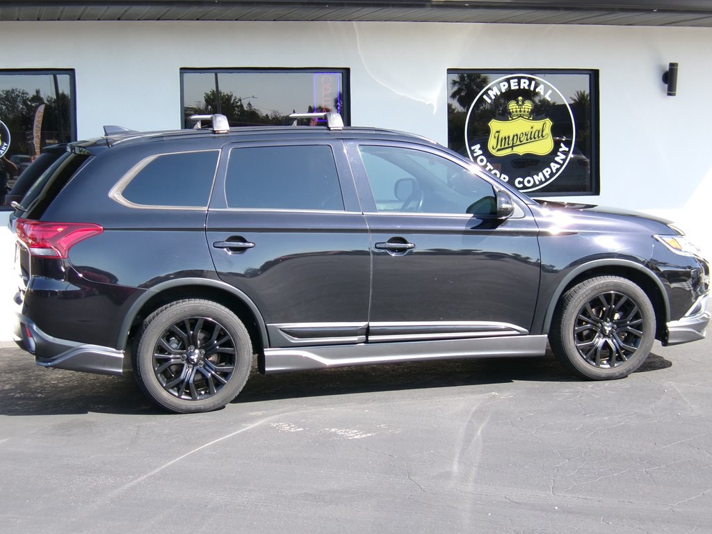 2018 Mitsubishi Outlander Image 14