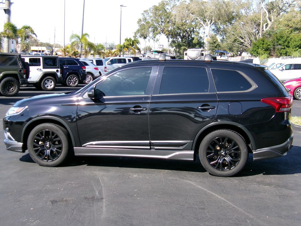 2018 Mitsubishi Outlander Image 26