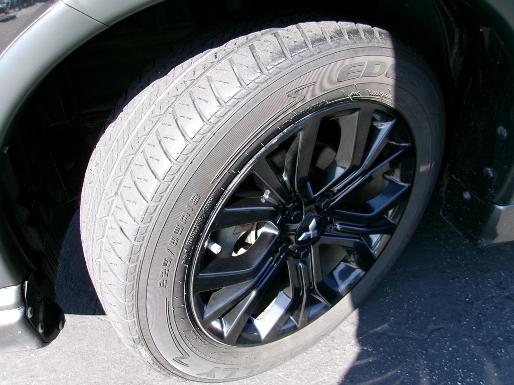 2018 Mitsubishi Outlander Image 31