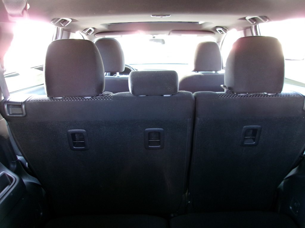 2018 Mitsubishi Outlander Image 44